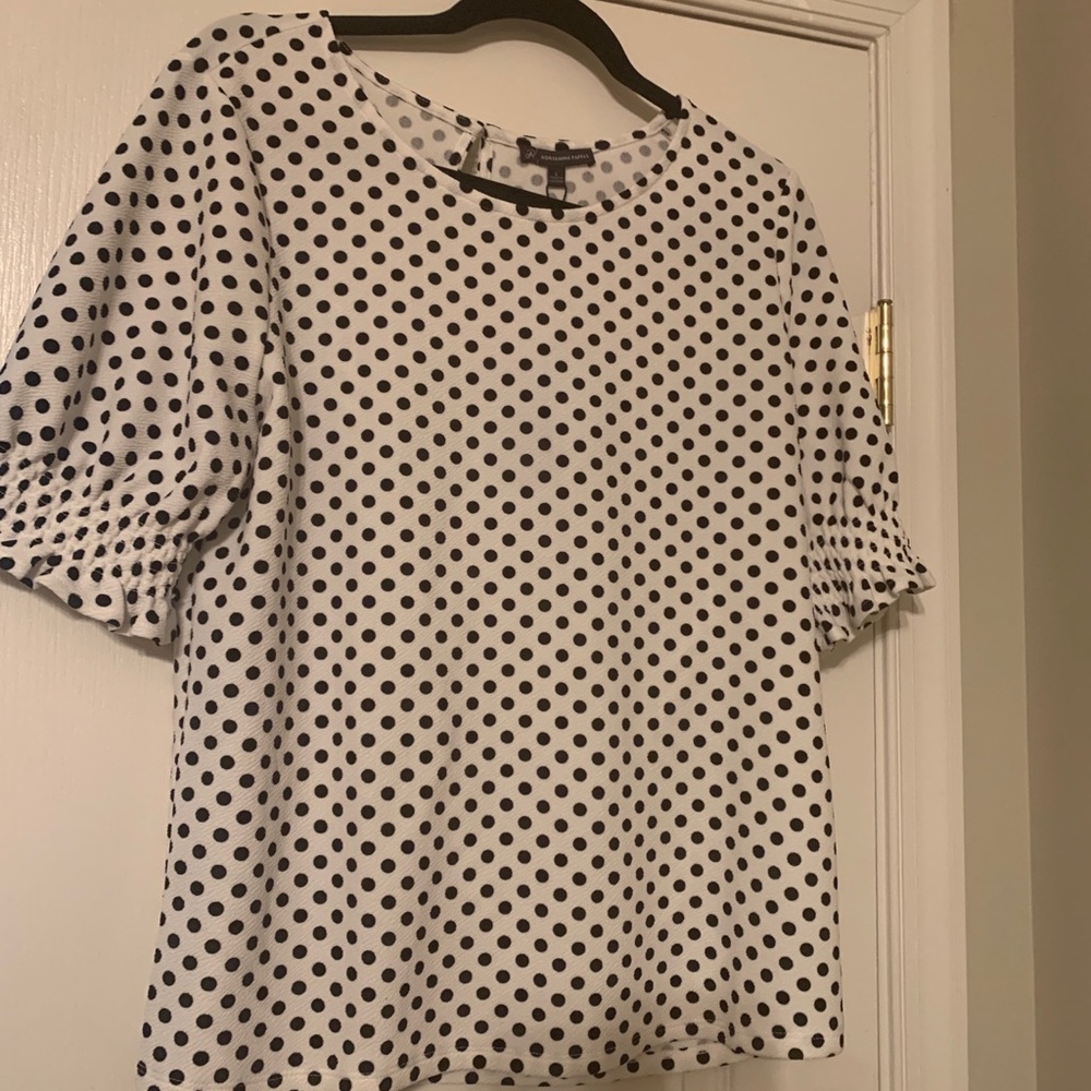 Textured polka dot blouse